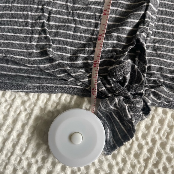 Retro cozy striped tie-front top - Picture 7 of 7